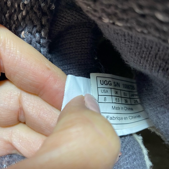 UGG Australia Cambridge Boots Womens Grey Suede Metallic Belted Size 8 - Picture 15 of 15